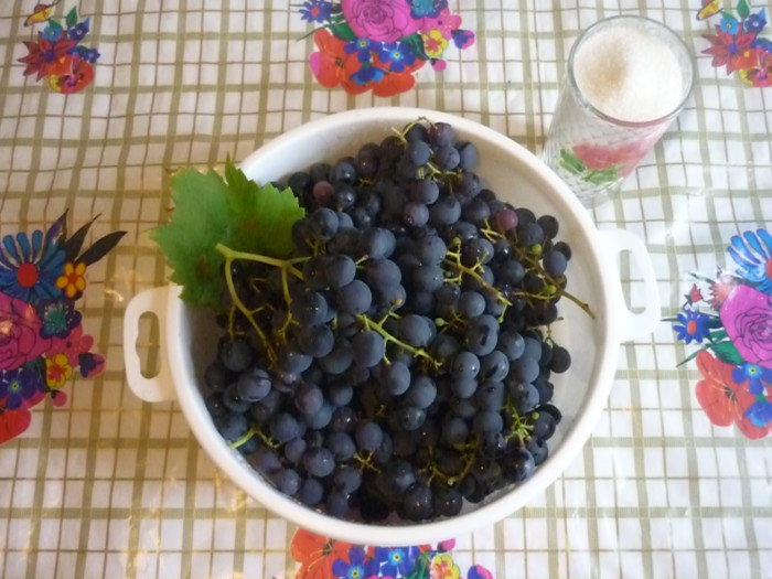 Вкусный компот из винограда на зиму без стерилизации