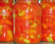 Болгарский перец в томатном соусе с овощами на зиму