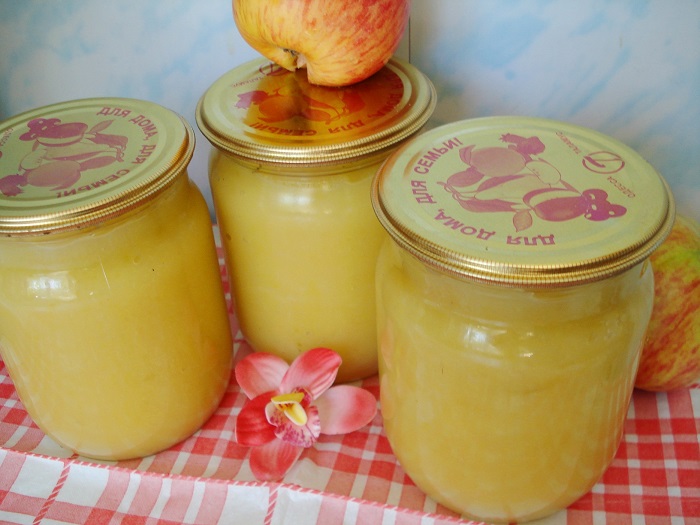 Яблочное пюре со сгущёнкой - пошаговый рецепт с фото