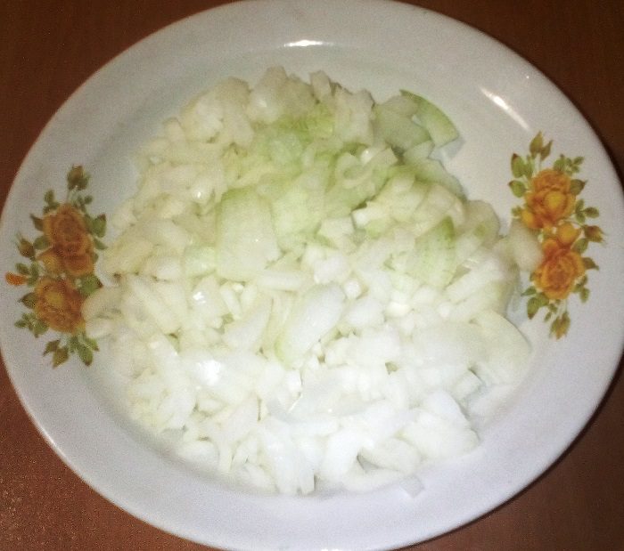 салат из зеленых помидор на зиму