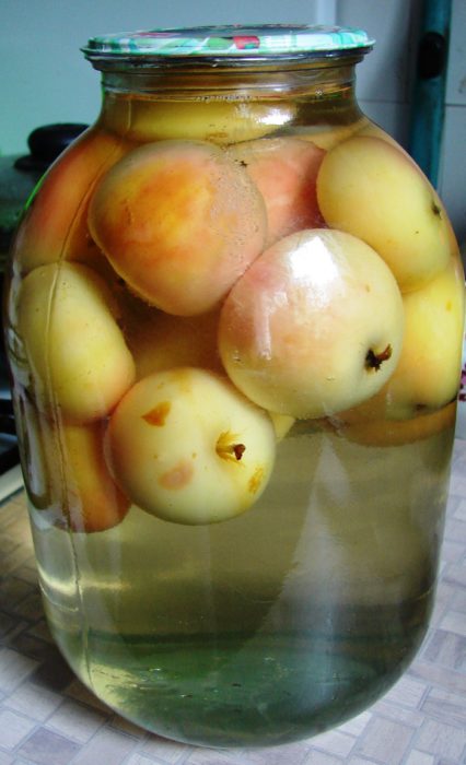 Компот из яблок в банках без стерилизации - как сварить компот из яблок .