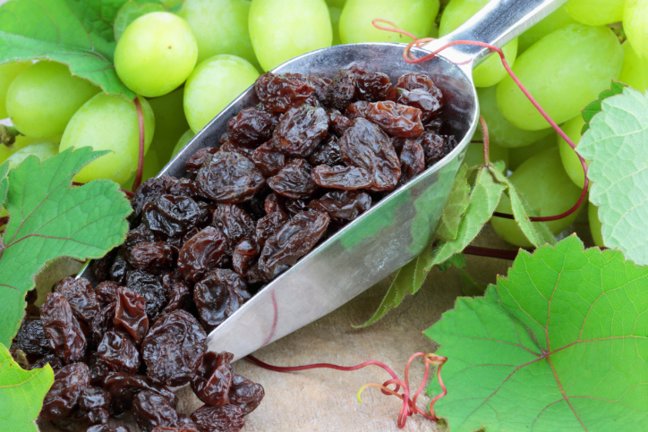 Как правильно сушить виноград на зиму - готовим изюм в домашних условиях »Сусеки