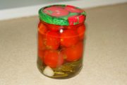 Пряные помидоры консервированные на зиму без стерилизации